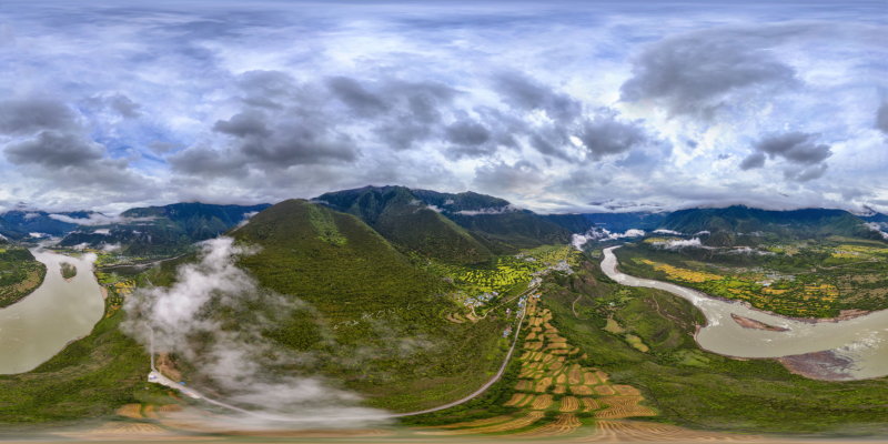 雅鲁藏布大峡谷全景图图片